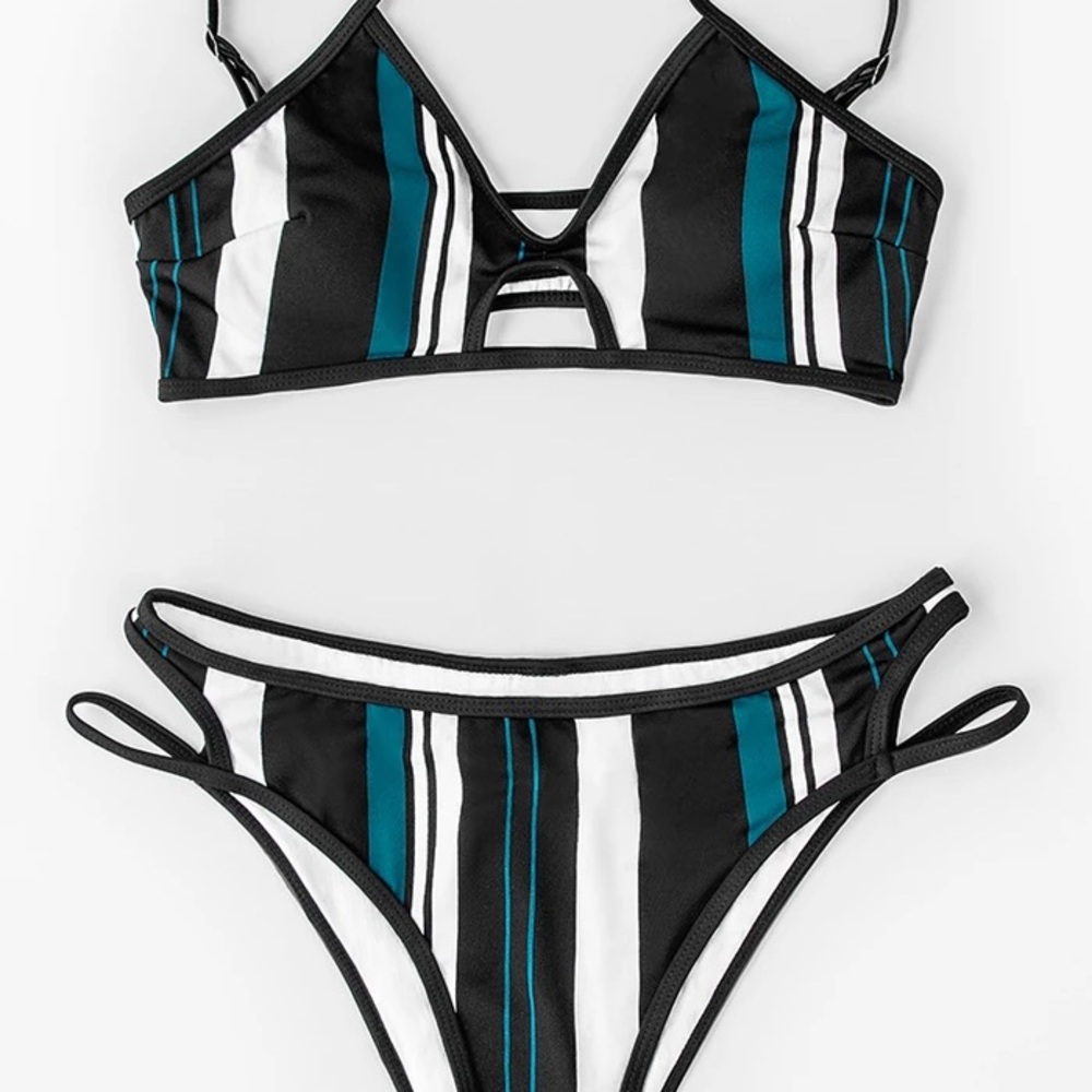 Cupshe Blue white and black striped bikini